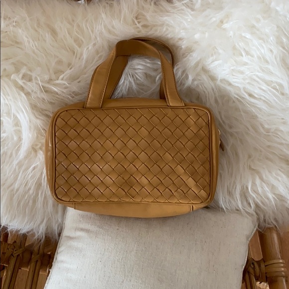Bottega Venetta Intrecciato caramel mini bag - Picture 10 of 16